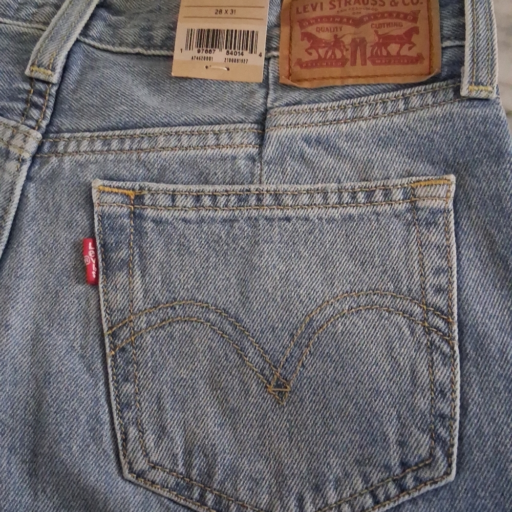 Levi's Light Blue Denim Jeans with Red Tag